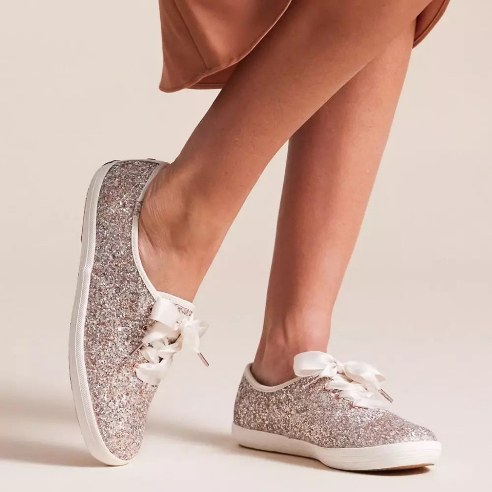 Keds WF67870 Glitter Lace-Up Sneakers Rose Gold – Women’s 9